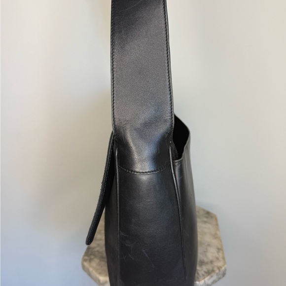 Elegant Black Leather, Suede Gucci Bag - Picture 5 of 12